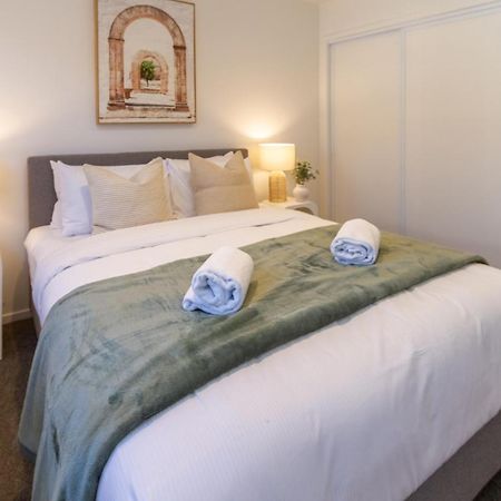 Central Sunny Perch 2 Bed 1 Bath Appartement Christchurch Buitenkant foto