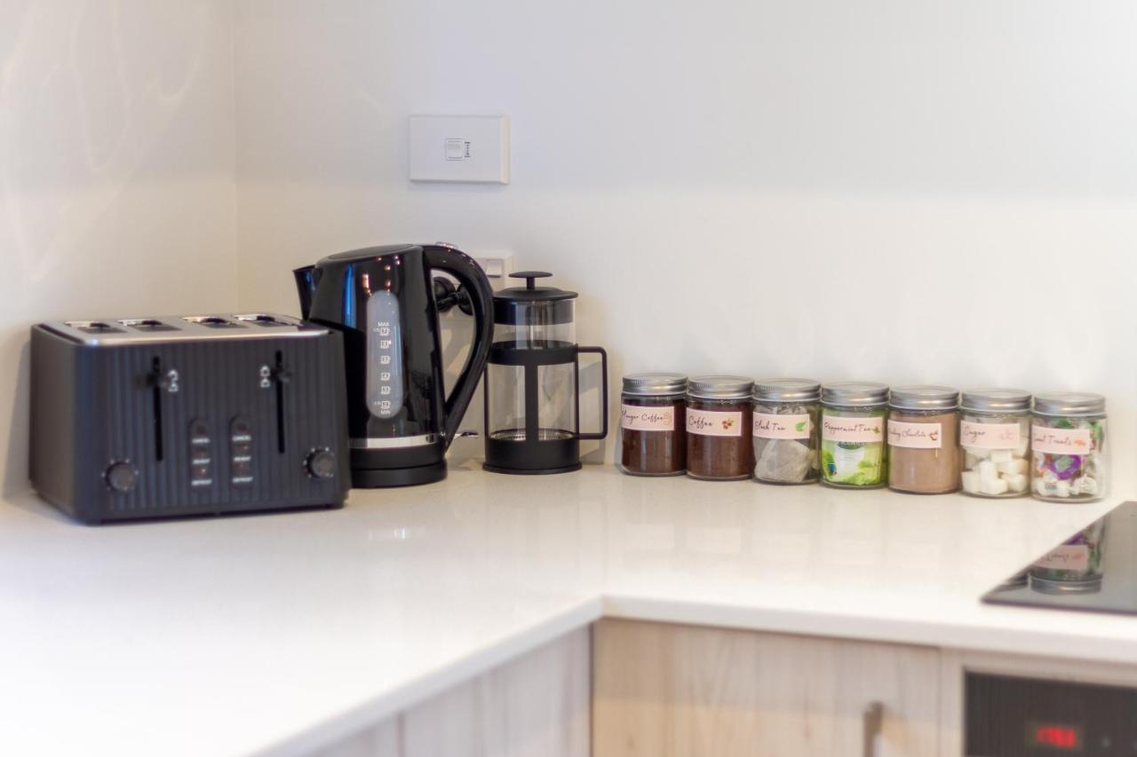 Central Sunny Perch 2 Bed 1 Bath Appartement Christchurch Buitenkant foto