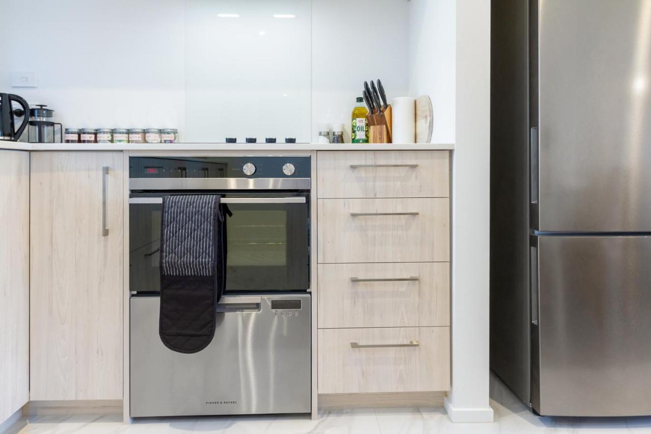 Central Sunny Perch 2 Bed 1 Bath Appartement Christchurch Buitenkant foto